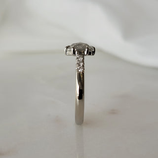 Milky Rose Diamond Ring