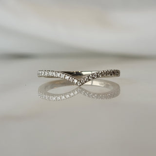 White Gold Diamond V-Band