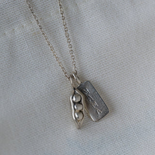 Mama & Three Peas Necklace