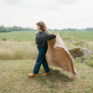 Fleece Lined Crinkle Throw - Bison