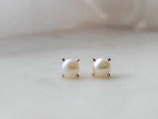 Rose Gold Freshwater Pearl Studs