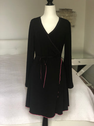 The Island Dusk Robe With Pink Trim