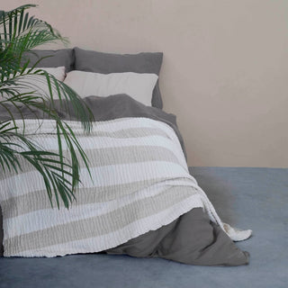 Linen Crinkle Cotton Throw