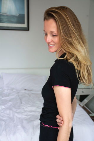 The Island Lounge Tee With Pink Trim