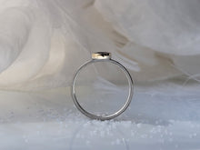 Load image into Gallery viewer, Oval Green Tourmaline Ring