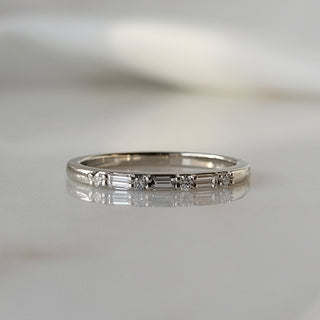 Baguette and Brilliant Diamond Wedding Band