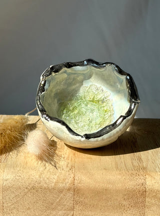 Two Inch Artisan Dish - Mint Green Centre