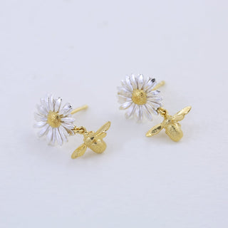 Daisy Stud Earrings with Teeny Tiny Bee Drops