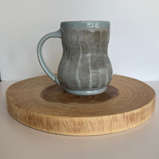 Double Golden Bee Mug 4