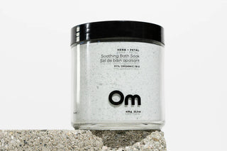 Herbal and Petal Soothing Bath Soak