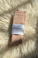 Load image into Gallery viewer, Le Bon Shoppe Cottage Socks - Peachy Keen