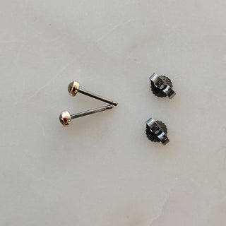 Peridot Simplicity Stud