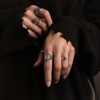Live Every Moment Cigar Band Ring
