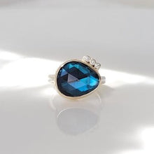 Load image into Gallery viewer, London Blue Topaz Ring