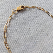 Load image into Gallery viewer, Gold Filled Paperclip Bracelet