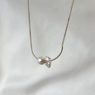 Mini Bar Pearl & Herkimer Diamond Quartz Pendant