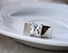 Load image into Gallery viewer, Contemporary Princess Cut Ring