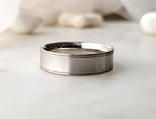 Load image into Gallery viewer, Platinum and White Gold Band
