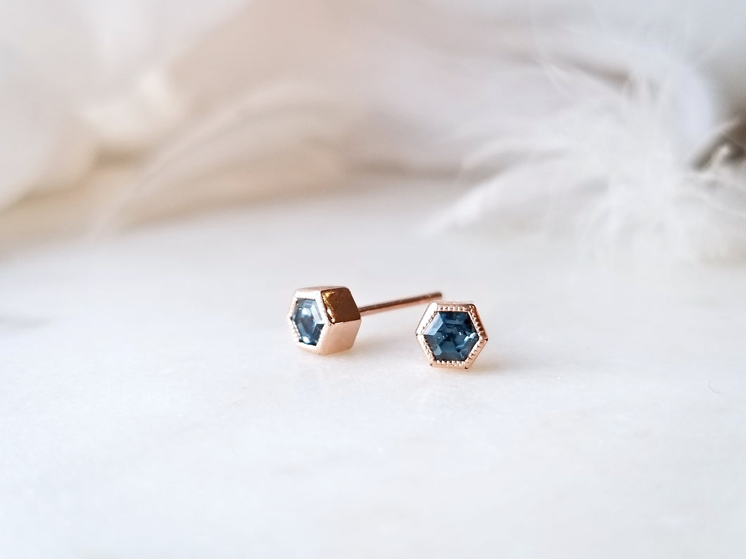 Brilliant Cut Blue Montana Sapphire and Rose Gold Stud Earrings - EC Design  Jewelry