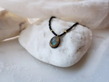 Load image into Gallery viewer, Labradorite On Black Spinel Beaded Necklace