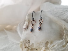 Load image into Gallery viewer, Two Tone Grey Pearl Drop Earrings