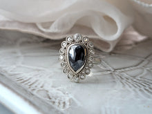 Load image into Gallery viewer, Black Diamond Statement Ring