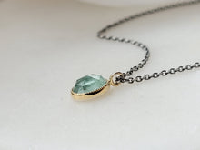 Load image into Gallery viewer, Jen Leddy Rose Cut Emerald Necklace