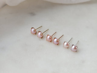 Yellow Gold Freshwater Pink Pearl Studs