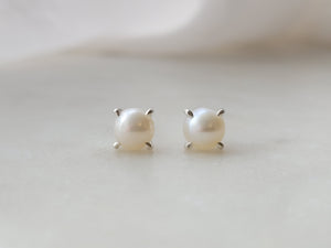 Sterling Silver Freshwater Pearl Studs