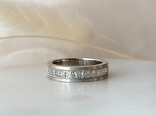 Load image into Gallery viewer, Platinum Diamond Band
