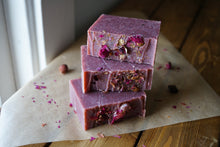 Load image into Gallery viewer, Naturasophia Schisandra &amp; Rose Soap