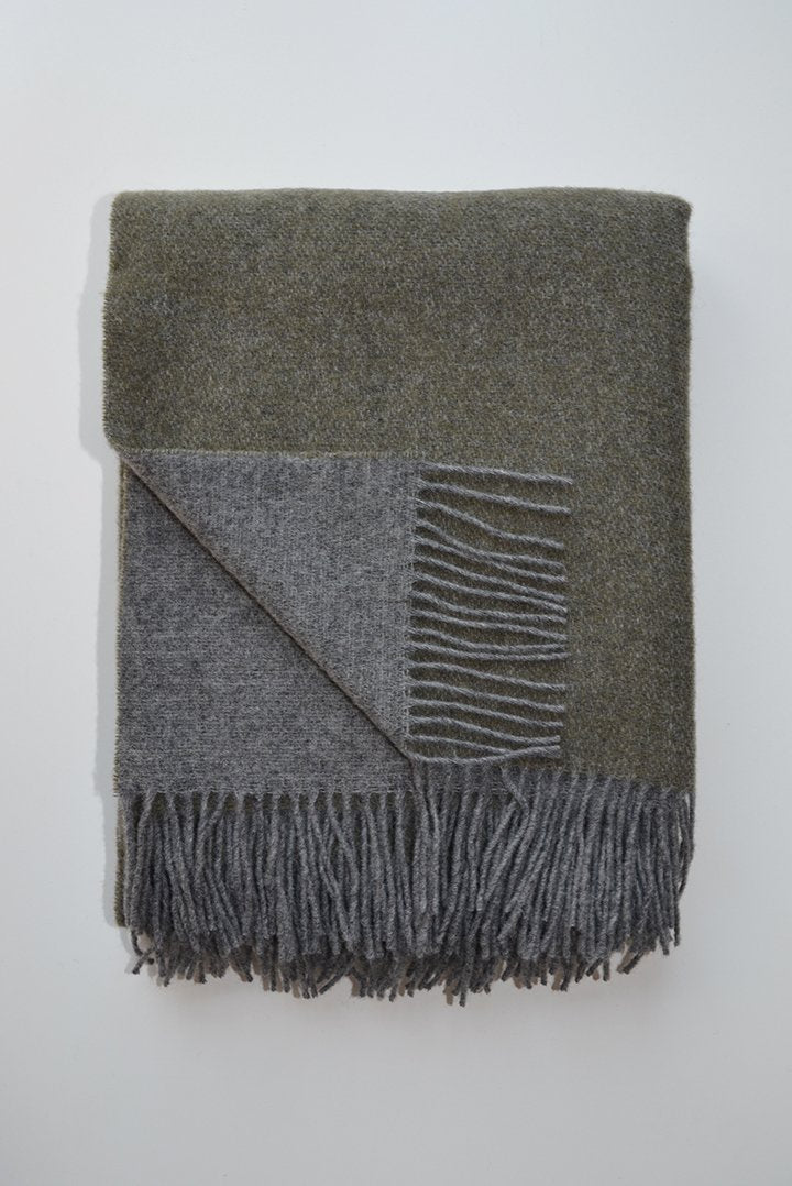 Linen Way Trafalgar 100% New Zeland Wool Grey/Khaki Throw