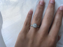 Load image into Gallery viewer, Twisted Diamond Engagement Ring