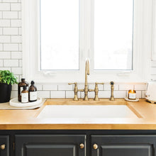 Load image into Gallery viewer, La Vie Lavender Orange Hand Soap