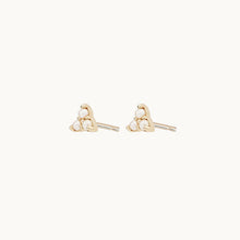 Load image into Gallery viewer, Pearl Tripod Earrings