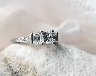Platinum Diamond Ring