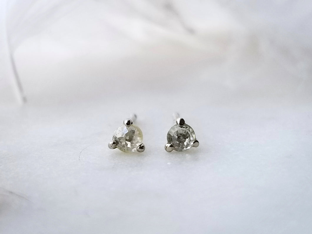 Three Claw Martini Stud Earrings