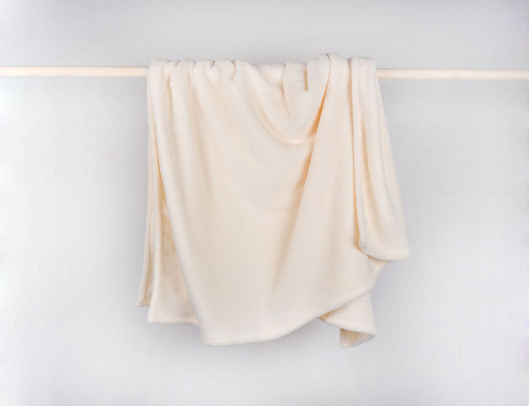 Pokoloko Ecru Fleece Throw