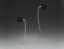 Load image into Gallery viewer, Small Spike Earrings Black Onyx