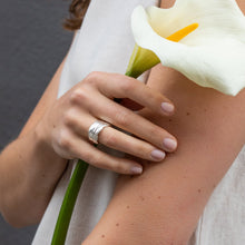 Load image into Gallery viewer, Kat Cadegan Free Bird Feather Ring